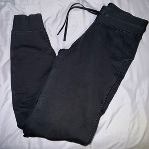 Lululemon Ready to Fleece Jogger